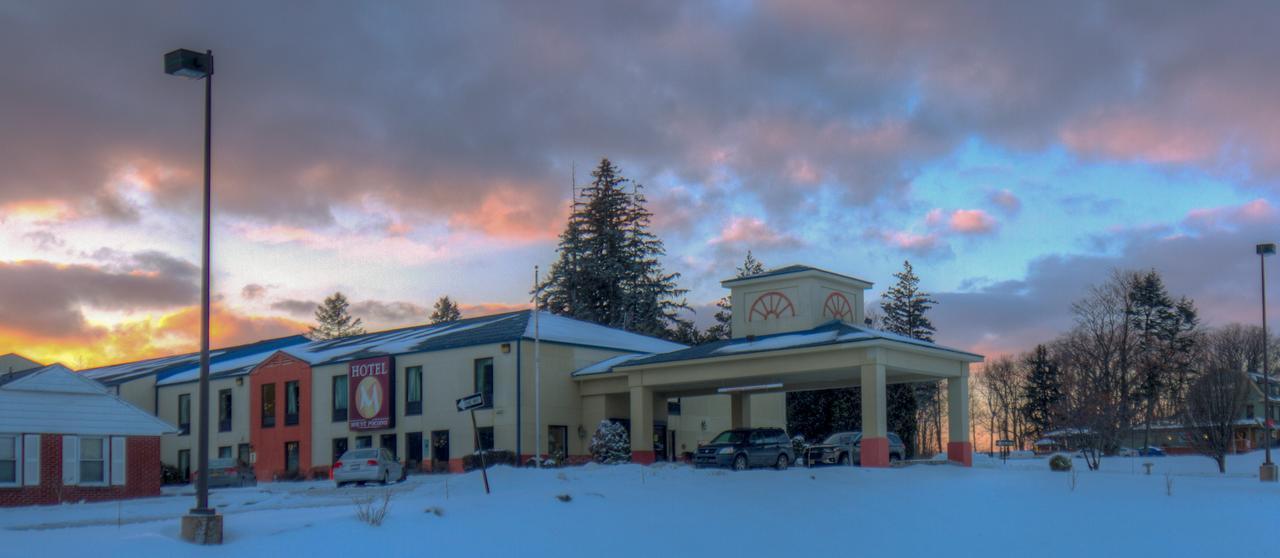 Hotel M Mount Pocono Exterior photo
